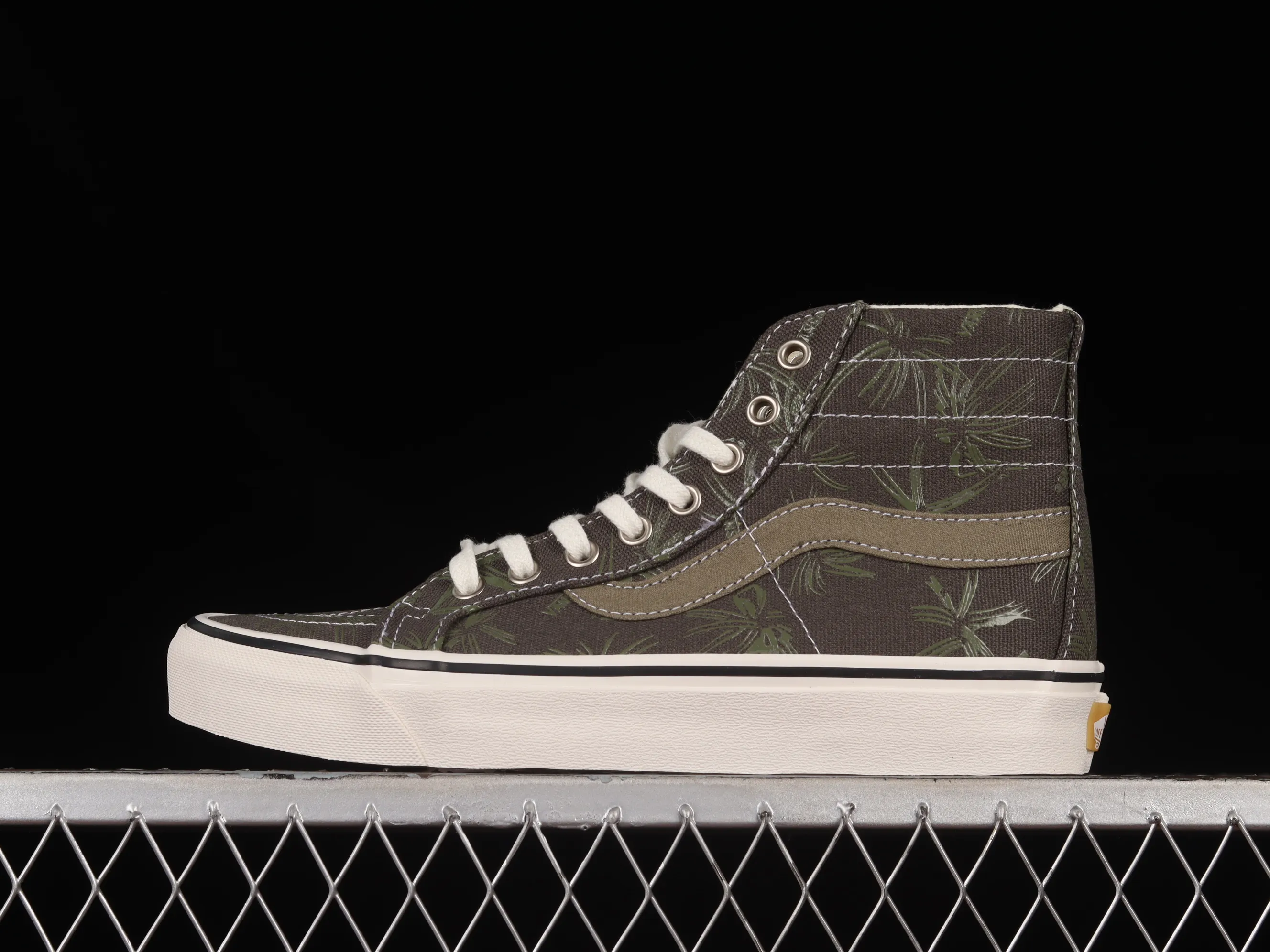 All categories Vans Vans series Vans Hi Vans high-top Vans Sk8-Hi 138 Decon Vans official black dark green palm leaf print high-top casual sneakers VN0A4UMNB73